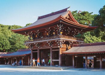 Meiji Jingu Shrine: Where Sacred Tranquility Meets Serene Gardens