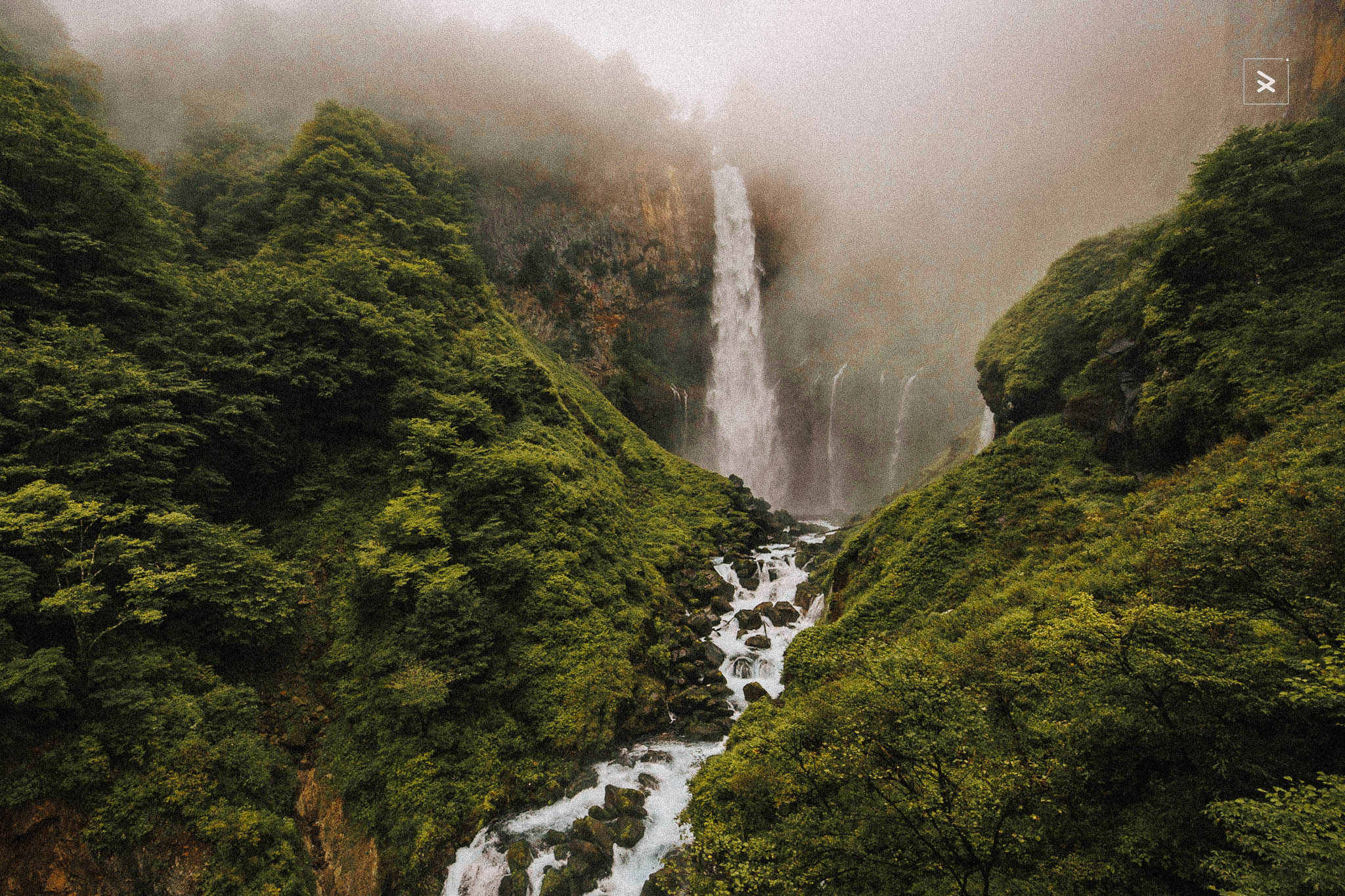 Waterfall Nikko Japan, You don’t need expensive gear for Milky Way photography. Learn the real skills that matter: planning, focus, stability, and exposure.
